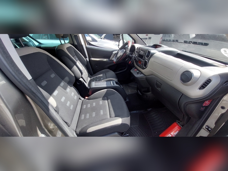 Citroen Berlingo 1.6 hdi 90cv foto 14